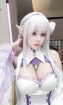 [Cosplay] 九言 艾米莉亚