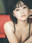[Photobook] 吉柳咲良 - さくらの季節 (Friday Gold)