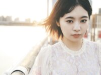 [Photobook] 吉柳咲良 - さくらの季節 (Friday Gold)