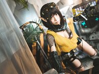 [Cosplay] San Wuren Xing 三無人型 - Anaconda Seiichi 森蚺精一