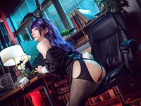 [Cosplay] 是三不是世w 喜多川海梦 紫发兔女郎