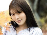 [Photobook] 新村あかり グラビア写真集『旅情の奥へ』