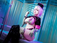 [Cosplay] Rioko 凉凉子 - Mashu shielder
