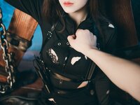 [Cosplay] 鹿八岁-特工的堕落前篇+后篇[80P+126P+剧情版+2V-3.95GB]
