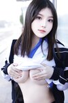 [Cosplay] 豆瓣酱 公交车写真