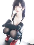 [Cosplay] YiXiaoYangZe 一小央泽 - Tifa 蒂法