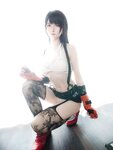 [Cosplay] YiXiaoYangZe 一小央泽 - Tifa 蒂法