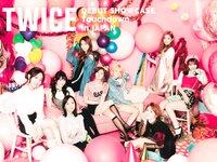 [Photobook] 2017.07 TWICE DEBUT SHOWCASE “Touchdown in JAPAN” Pamphlet