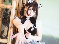 [Cosplay] Natsuko夏夏子 熊猫女仆