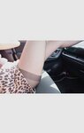 [Photobook] 助手席カノジョ Seat No.001 春槻奈々：美脚ドライブ密室ドキュメント 助手席カノジョシリーズ