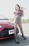 [Photobook] 助手席カノジョ Seat No.001 春槻奈々：美脚ドライブ密室ドキュメント 助手席カノジョシリーズ