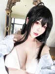 [Cosplay] 半半子 碧蓝航线 大凤L2D泳装