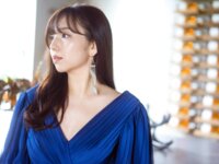 [Photobook] デジタル原色美女図鑑 新内眞衣 Evolution