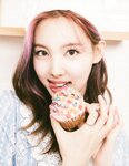 [Photobook] 2021.11 TWICE 6th Anniversary 'Happy TWICE & ONCE day!' AR Photobook