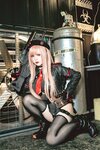 [Cosplay] 半半子 NIKKE 拉毗
