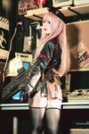 [Cosplay] 半半子 NIKKE 拉毗