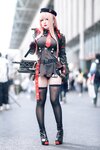 [Cosplay] 半半子 NIKKE 拉毗