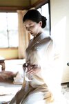 [Photobook] 謎の美女17『ひとひらの舞』ファースト写真集