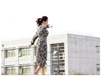 [Photobook] 冨安れおな ヌード写真集 REONA
