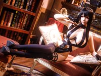 [Cosplay] 抱走莫子aa 间谍过家家 约尔太太