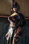 [Cosplay] Xia Xiao Qiu 秋和柯基 - Vatican the Bearer of Light 荷光者梵蒂