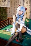 [Cosplay] 屑雪雪鸭 – 甘雨青花瓷旗袍[50P-199MB]