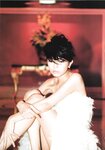 [Photobook] 宮地真緒デビュー10周年写真集「Decada」