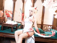 [Cosplay] 橙风千雅&小和甜酒 – 年夕旗袍双人御守 [189P-788MB]