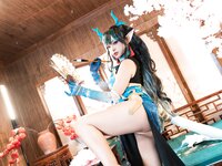 [Cosplay] 橙风千雅&小和甜酒 – 年夕旗袍双人御守 [189P-788MB]