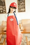 [Cosplay] Sakurai Ningning 桜井宁宁 - Mario apron 马里奥围裙