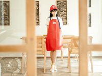 [Cosplay] Sakurai Ningning 桜井宁宁 - Mario apron 马里奥围裙
