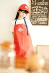 [Cosplay] Sakurai Ningning 桜井宁宁 - Mario apron 马里奥围裙