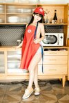 [Cosplay] Sakurai Ningning 桜井宁宁 - Mario apron 马里奥围裙