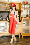 [Cosplay] Sakurai Ningning 桜井宁宁 - Mario apron 马里奥围裙