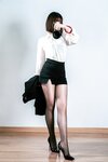 [Cosplay] 半半子 黑丝OL