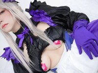 [Cosplay][HERESY] Ringo Mitsuki 林檎蜜紀 - りんごみつき妄想セクションvol.9 いいなりすけべ村温泉・デカ尻デカパイ 下乳上にスケベ令呪で牛コス＆メイドを着せ...