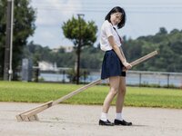 [Photobook] 粒楽あむ グラビア写真集 南の風に包まれて