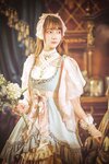 [COSPLAY] Kyokyo沉迷汉堡王 陆卿卿