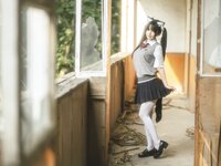 [COSPLAY] 樱井宁宁 - 废墟jk
