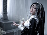 [Cosplay] LoLiSAMA 洛璃 - nun 修女