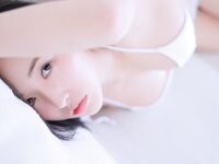 Yeon Hwa (연화) - Pure White Girl