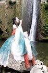 [Cosplay] 王馨瑶Yanni 绿色古装 瀑布