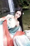 [Cosplay] 王馨瑶Yanni 绿色古装 瀑布