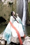 [Cosplay] 王馨瑶Yanni 绿色古装 瀑布