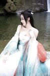 [Cosplay] 王馨瑶Yanni 绿色古装 瀑布