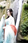 [Cosplay] 王馨瑶Yanni 绿色古装 瀑布