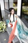 [Cosplay] 王馨瑶Yanni 绿色古装 瀑布