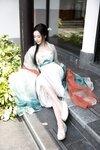 [Cosplay] 王馨瑶Yanni 绿色古装 瀑布