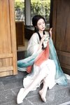 [Cosplay] 王馨瑶Yanni 绿色古装 瀑布