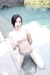 [Cosplay] 王馨瑶Yanni 豆绿色连衣裙白色泳衣